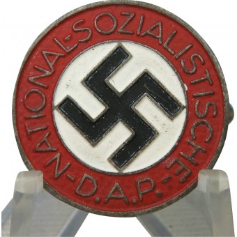 Цинковый знак члена НСДАП, поздний вариант. M1/34 RZM-Karl Wurster. Espenlaub militaria