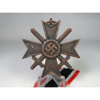 Kriegsverdienstkreuz mit Schwertern, KVK2, bezeichnet 108.. Espenlaub militaria