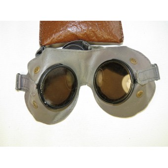 Occhiali protettivi per truppe di montagna della Wehrmacht o delle Waffen SS con confezione originale.. Espenlaub militaria