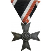 Крест " За военные заслуги " на австрийской колодке