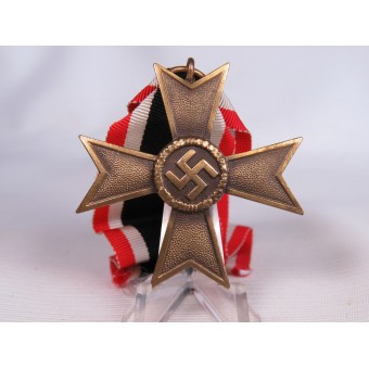 KVK II med noswords, kors för krigsmeriter 1939 med ett helt band på 29 cm.. Espenlaub militaria