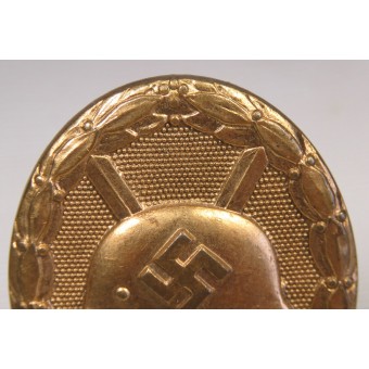 Verwundetenabzeichen in Gold. Hauptmünzamt. Espenlaub militaria