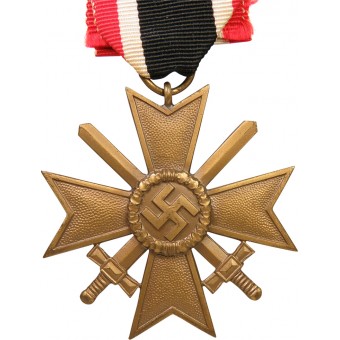 Militärisches Verdienstkreuz zweiter Klasse mit Schwertern 1939. Bronze. Brennlack. Espenlaub militaria