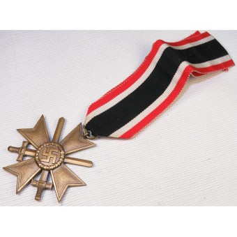 Merito Militare Croce Seconda Classe con spade 1939. bronzo. Brennlack. Espenlaub militaria