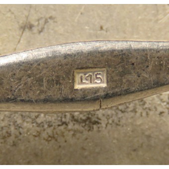 Vuoden 1939 sotilaallisen ansioiden hopealuokka miekoilla. F. orth l/15. Espenlaub militaria