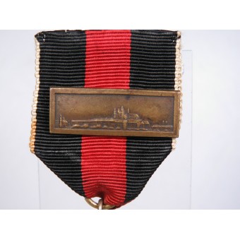 01.10.1938 Médaille commémorative de Sudetenland, Prager Burg spange L / 12 C.E. Junker. Espenlaub militaria