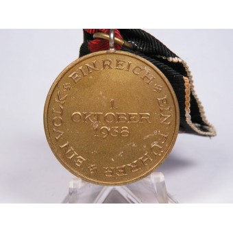 01.10.1938 Médaille commémorative de Sudetenland, Prager Burg spange L / 12 C.E. Junker. Espenlaub militaria