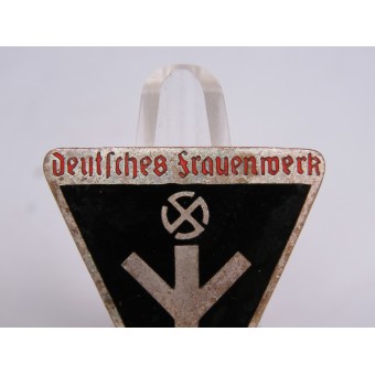 Членский знак организации Германской Женской ассоциации - Deutsches Frauenwerk. Espenlaub militaria