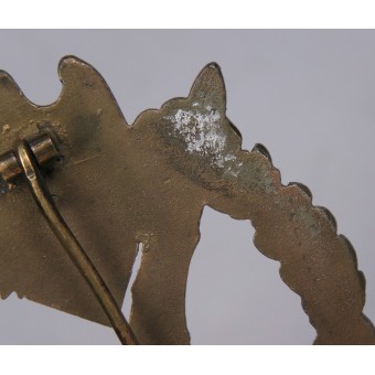 Insigne dassaut de linfanterie en bronze Deumer -  feuille déformée .. Espenlaub militaria
