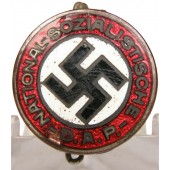 N.S.D.A.P.-Mitgliedsabzeichen 18 mm. Liliput