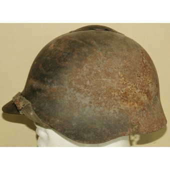 Stalen helm SSH 36 met kogelschade. Attic gevonden. Bijzonder.. Espenlaub militaria