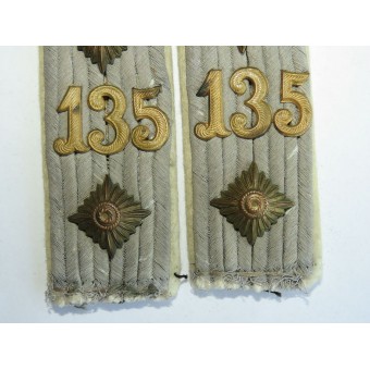 Hauptmann shoulder boards of the 135th Infanterie Regiment. Espenlaub militaria