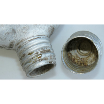 Фляга РККА с повреждениями. Espenlaub militaria