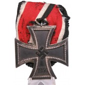 Железный крест 2 класса 1939 Отто Шикле на колодке