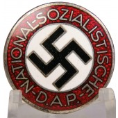 Insignia de miembro del NSDAP, M1/101 RZM G.B.