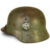 M35 Wehrmachtin kypärä, poliisin uudelleenjulkaisema, kaksoistunnisteinen kypärä.