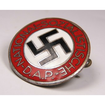 Знак партии NSDAP м 1/85 RZM A Rettenmaier. Переходной вариант. Espenlaub militaria
