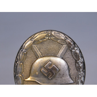 Знак Verwundetenabzeichen 1939, золотая степень, PKZ 28. Espenlaub militaria