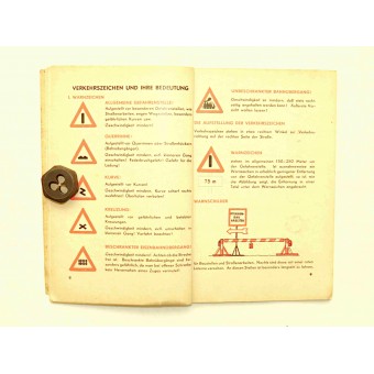 Een leerboek voor de rij-test in 3rd Reich. Espenlaub militaria