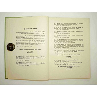 3er Reich DRK Oficial libro de texto sobre los primeros auxilios. Espenlaub militaria