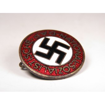 NSDAP Badge RZM M1/90 with Error in the Marking. Espenlaub militaria