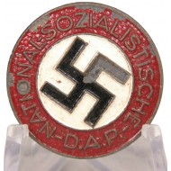 Insignia del partido NSDAP M1/72 RZM