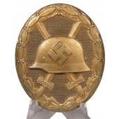 Wound Badge in Gold with Marking 30