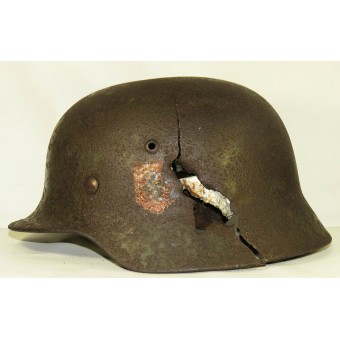 Waffen SS M35 DD Helmet Mountain Div. Nord, taistelu vaurioitunut. Espenlaub militaria