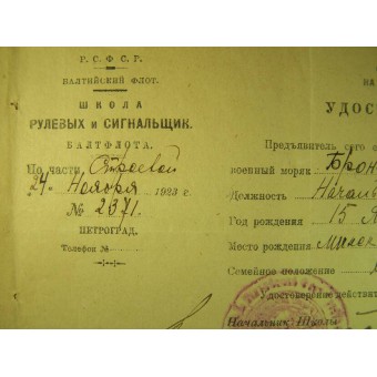 Set van de papers, ID, certificaten van 1918 tot 1945 uitgegeven aan de PEOTR SYMEONOVICH Bronevitsky. Officier van rode vloot.. Espenlaub militaria