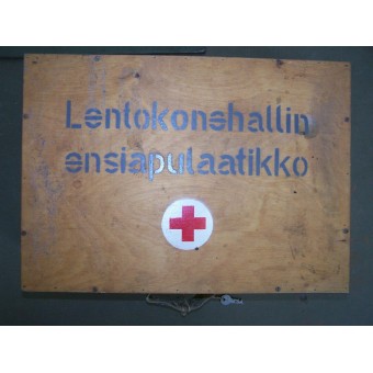 Fins 1939-1944 jaar eerste hulp houten kist. Espenlaub militaria