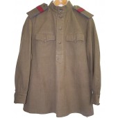 M 43 Gimnasterka for starshiy sergeant of MGB or Cavalry troops.