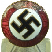 Distintivo della NSDAP realizzato prima del 1933.