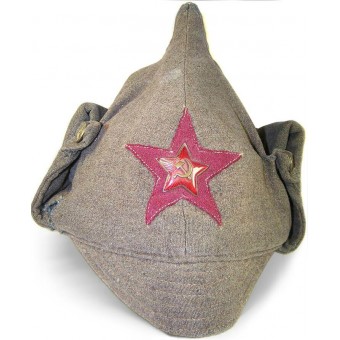 Пехотный суконный зимний шлем РККА М 27 с малиновым прибором. Espenlaub militaria