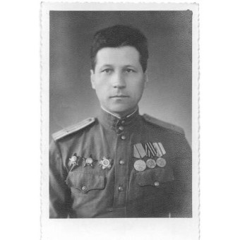 Foto från andra världskriget av sovjetisk överste. Högkvarteret markerat. Espenlaub militaria