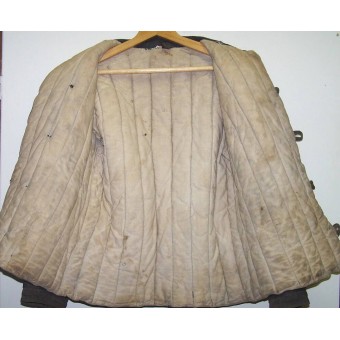 Neuvostoliiton pehmustettu takki, kuului sotavangille.. Espenlaub militaria