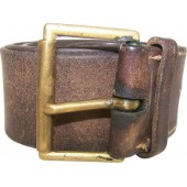 Cintura in pelle sovietica in affitto di fabbricazione statunitense della misura di 120 cm.
