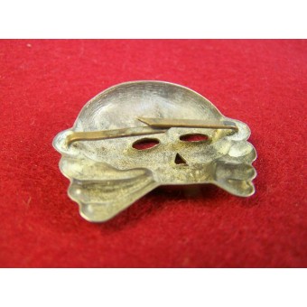 Crâne précoce traditionnel, utilisé par SS -VT / TV, A / SS. Espenlaub militaria