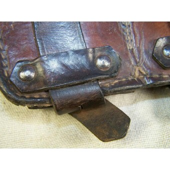 RKKA combat worn dark brown leather Mosin-Nagan rifle ammo pouch. Espenlaub militaria