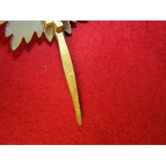 Ostvolk decoratie voor dapperheid met zwaarden, 1e klas in goud. Espenlaub militaria