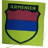 Armenian vapaaehtoiset, painettu hihakilpi