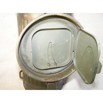 Tysk gasmask och behållare från andra världskriget. Espenlaub militaria