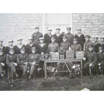 Sarja 126 kuvaa yhdestä upseerista, ennen WW1: tä, WW1: tä, siviilisotaa ja ennen WW2-ajanjaksoja !!. Espenlaub militaria