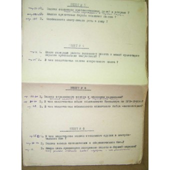 Set di carte WW2, quaderni estivi e manuali appartenevano al comandante juniores.. Espenlaub militaria