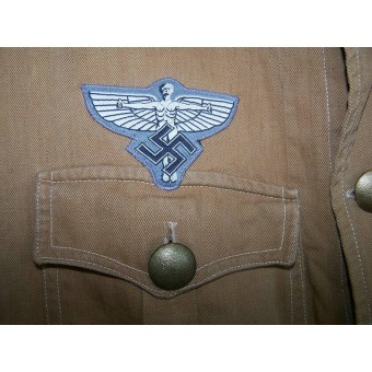 NSFK -tunika. Lyhyt ruskea NSDAP -paita, NSFK -kotka. Espenlaub militaria