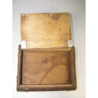 Soviet trench art - wooden cigarette case.. Espenlaub militaria