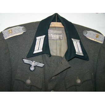 Deutsch WW2 Mitte Krieg Feldbluse für Offizier. Espenlaub militaria