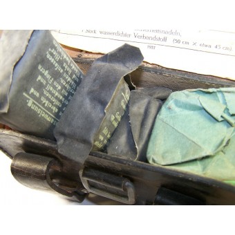 Medicinsk läderväska med originalinnehåll.. Espenlaub militaria