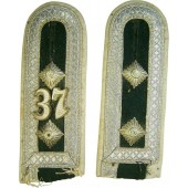 Pair of shoulderstraps for Heer Oberfedwebel of 37 Inf. reg.