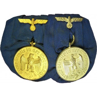 2 medailles voor service in Wehrmacht: voor 4 jaar en 12 jaar.. Espenlaub militaria