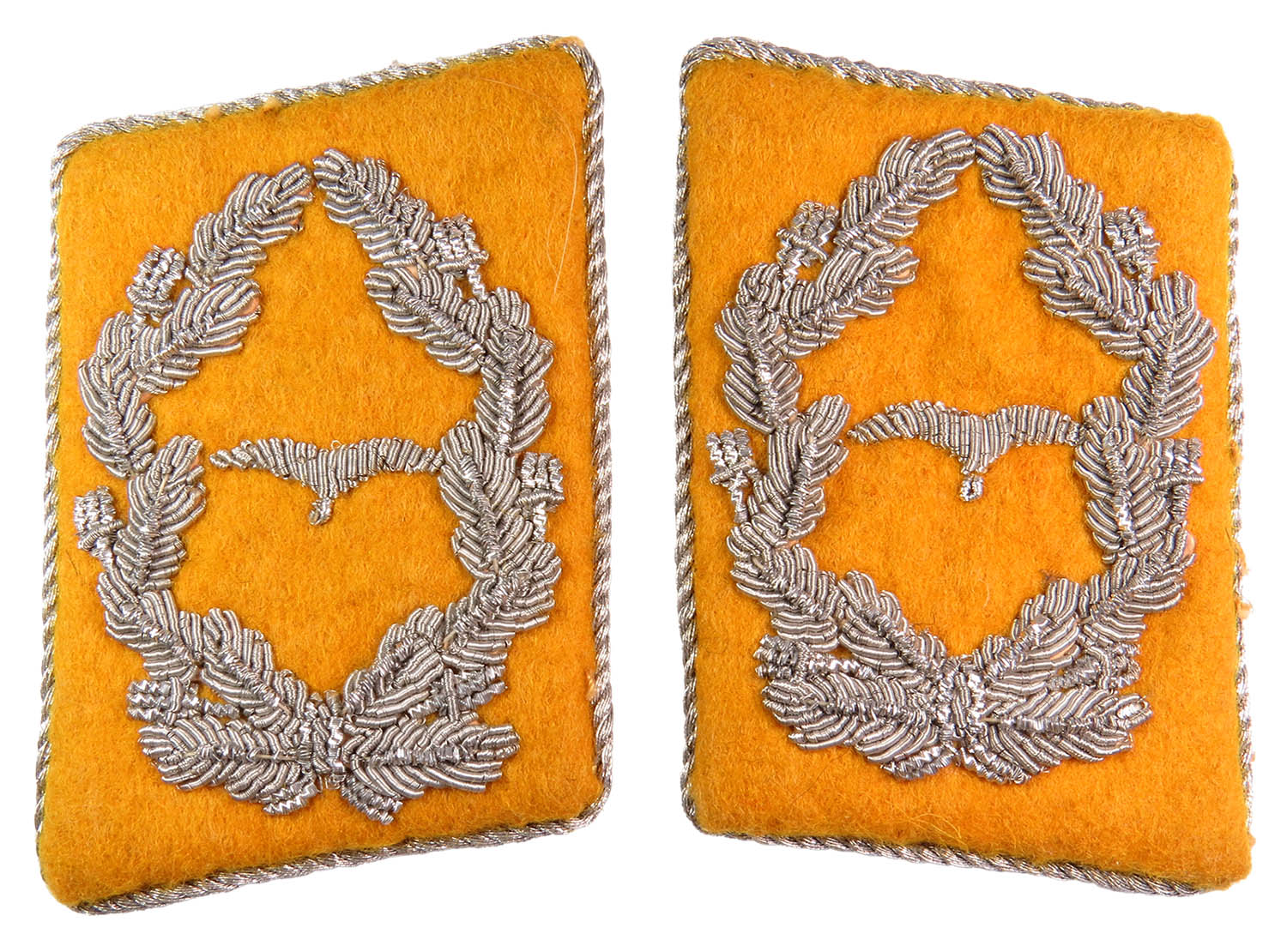 Luftwaffe Majors Collar Tabs Matching Pair